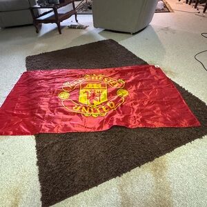 Manchester United Red Fan Flag - Official Club Crest